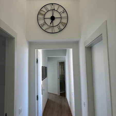 Di Giorgi Center * Чефалу